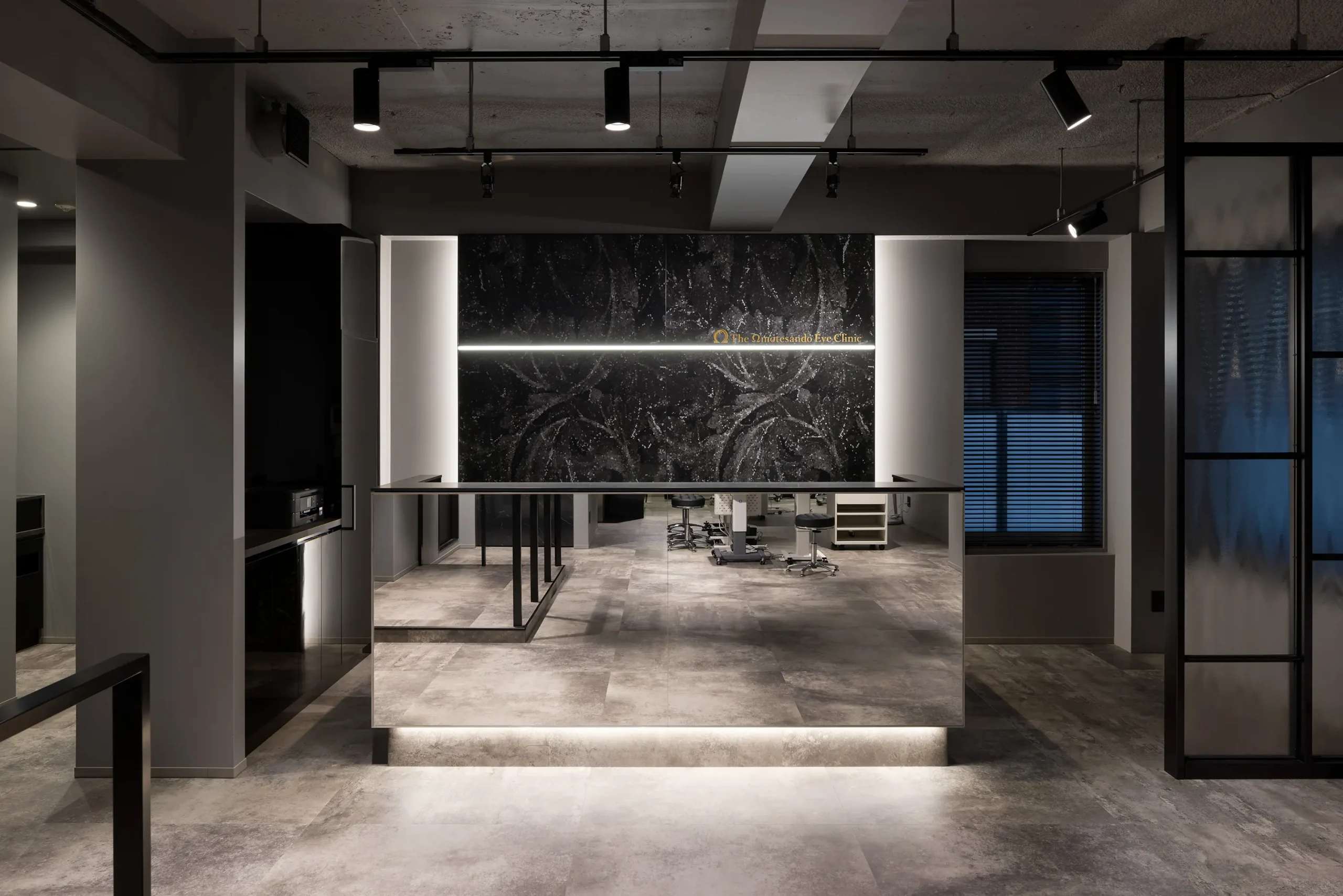 表参道アイクリニック